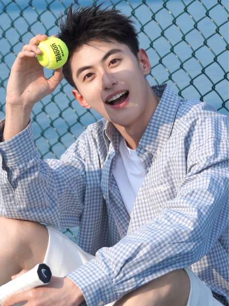 女生说的阳光男大原来是这样的啊！娇媚娇小梦幻系花美照新版