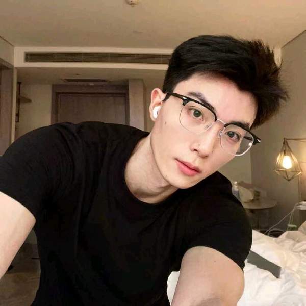 林铭然Leone阳光男孩图片