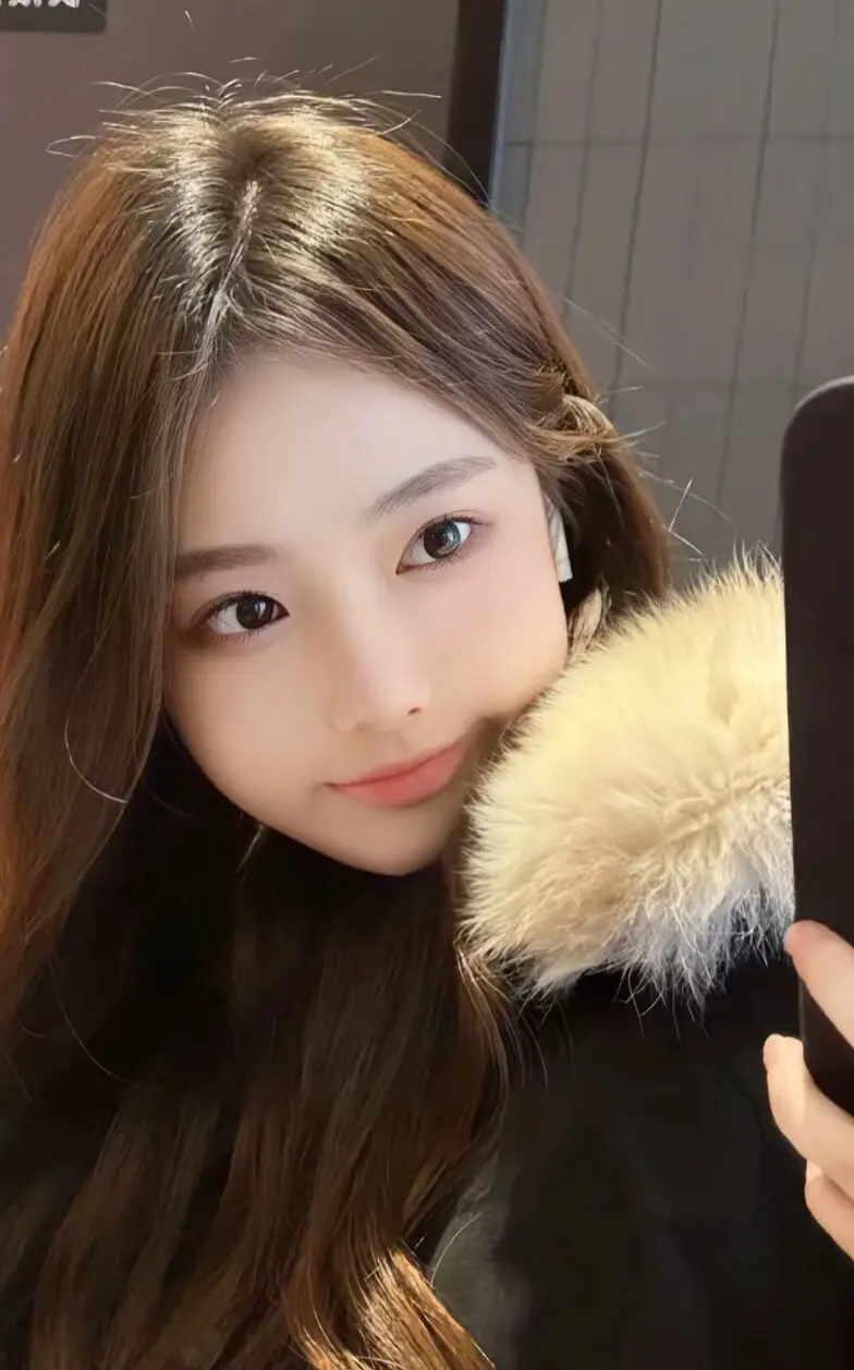 美女图片唯美小姐姐细腰街拍博主首选