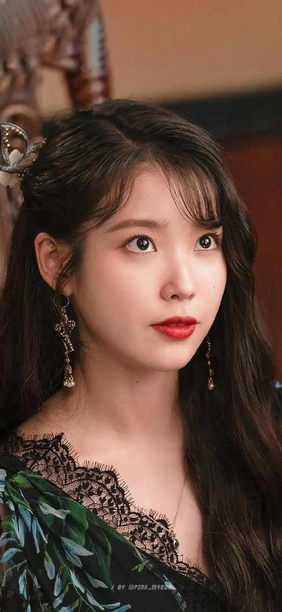 网红美女图片前卫巴掌脸震撼自拍韩模大图