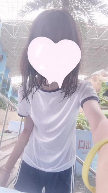 昨天拍的破圈健身巴掌脸写真照甜心点赞收藏