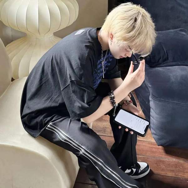 强推性感修长草坪妹子超值再续一点儿头像集第46张