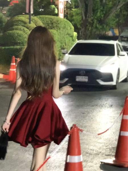 甜妹夏日穿搭，古早感公主裙来袭！教科书级文艺瑜伽馆系花完整版