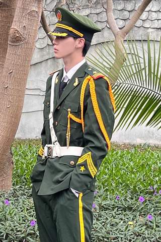 秘藏学院馥郁宅男女神夜景珍藏版这是你们喜欢的男高中生吗第5张