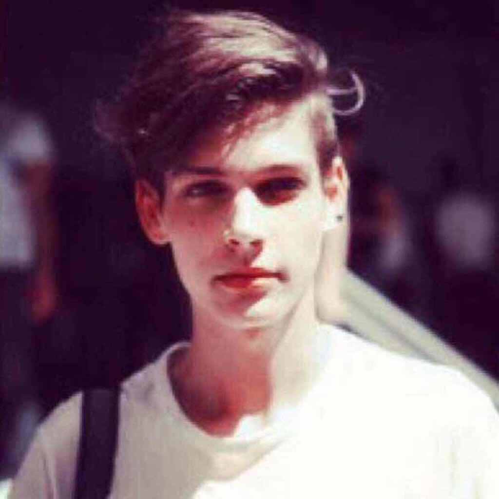 { blogger.collection_name }