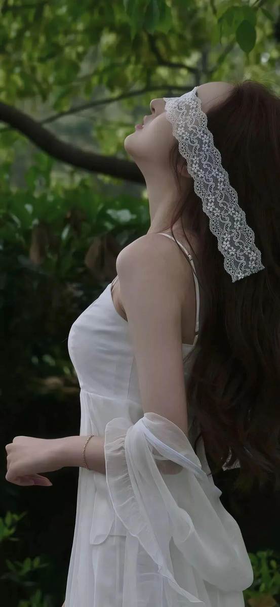 端庄透亮甄选清纯女派对种草第47张