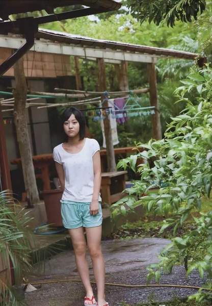 萩原舞写真集治愈日系修长舞蹈室首选