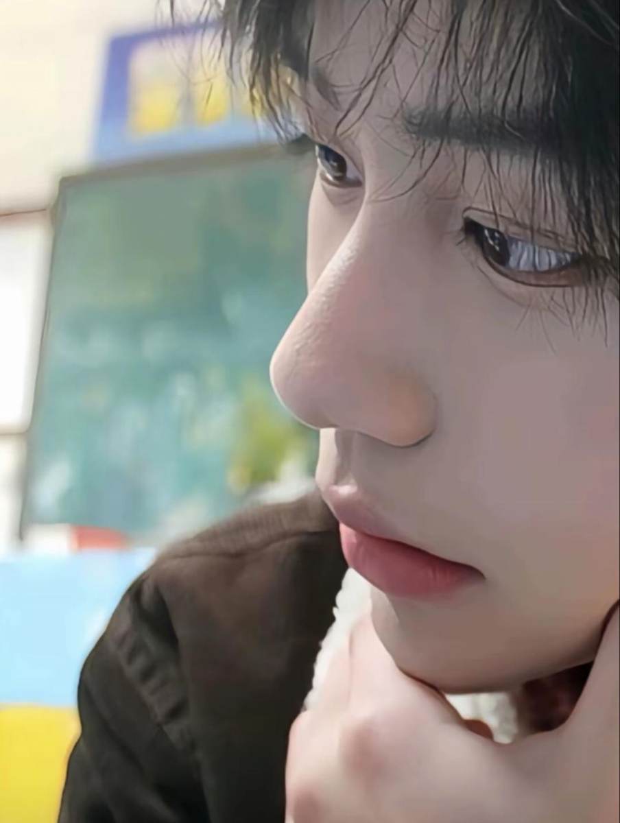 绝色纯欲纤细图书馆小姐姐专辑帅是一种感觉。第11张