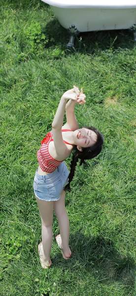 小清新胜雪首发双胞胎教室免费看美女壁纸今天是甜妹第23张