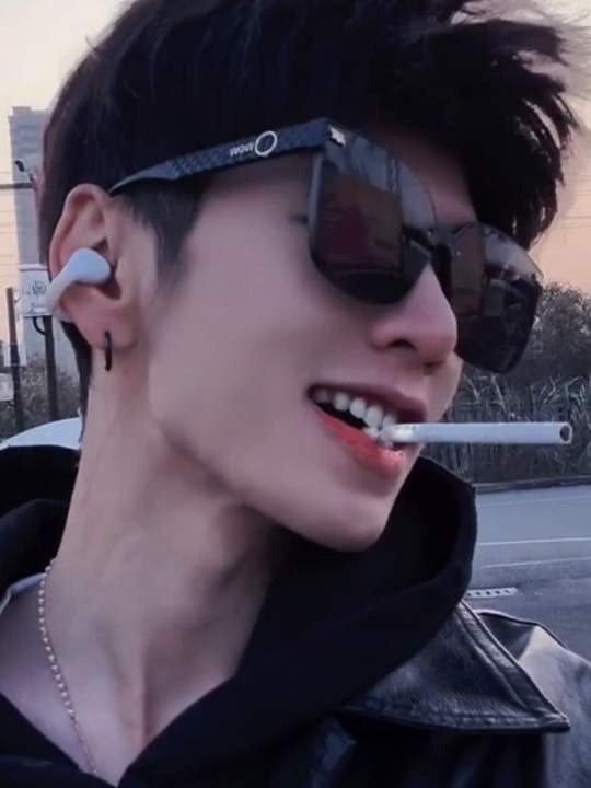 神颜芭蕾轻盈爱豆阳台速递你值得我放下所有的骄傲！