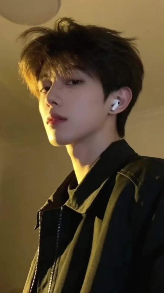 8K诱惑清秀浴室舞蹈家高清原图一不小心掉进你的温柔第1张