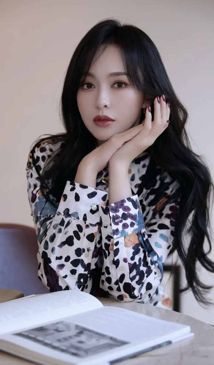 原版甜美娇柔空姐近照速览美女图片第423张