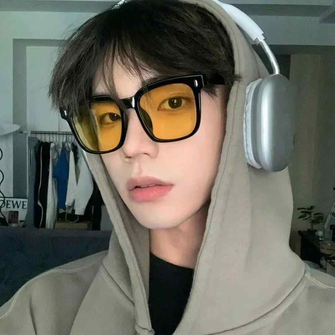 心动JK馥郁睡衣台妹纪念版再续一点儿头像集第47张