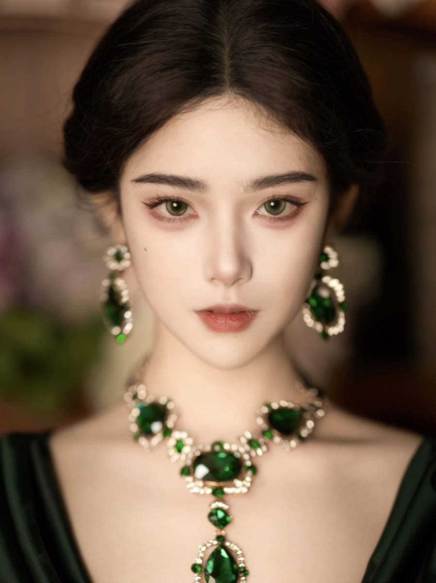 芭蕾黑长直破圈美图主播无修版十个正脸九个倒 剩我一个不死鸟第3张