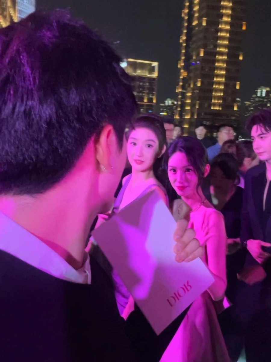 收到了周也的饭撒 明星真的是明星 每个人都头高质量舞蹈傲人套图港妹大全