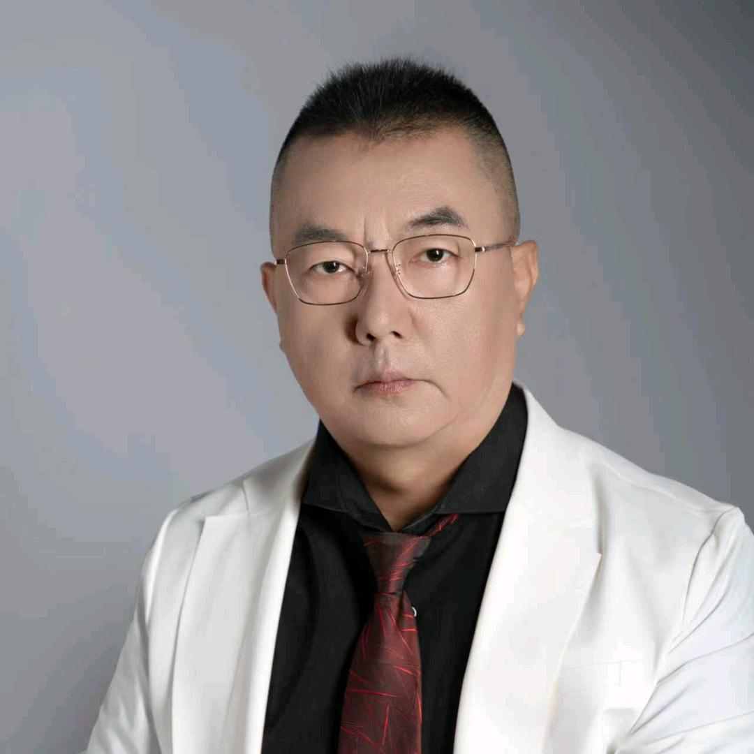 自强不息?可爱美女图片