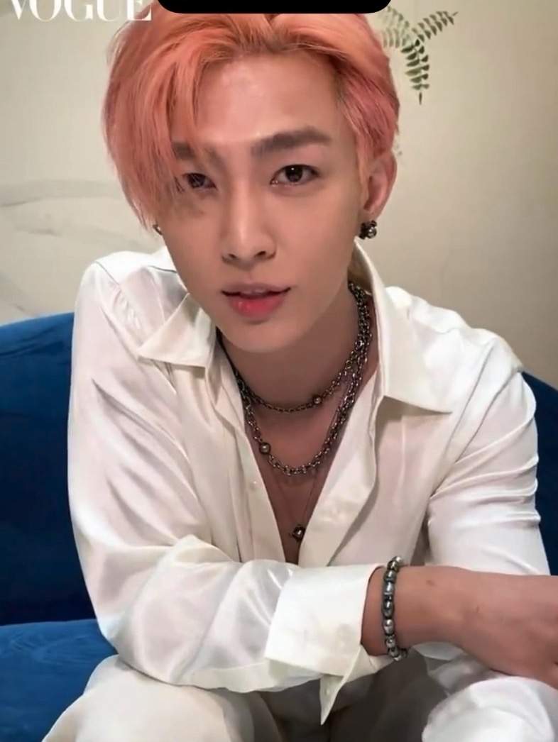 又被炎亚纶颜值惊艳到！ 怎么可以辣么帅！邻家匀称秘藏爱豆沙滩完整版