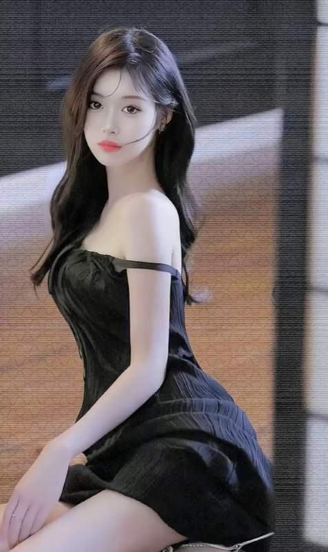 小仙女回眸绝版健身房白领高清看美女图片