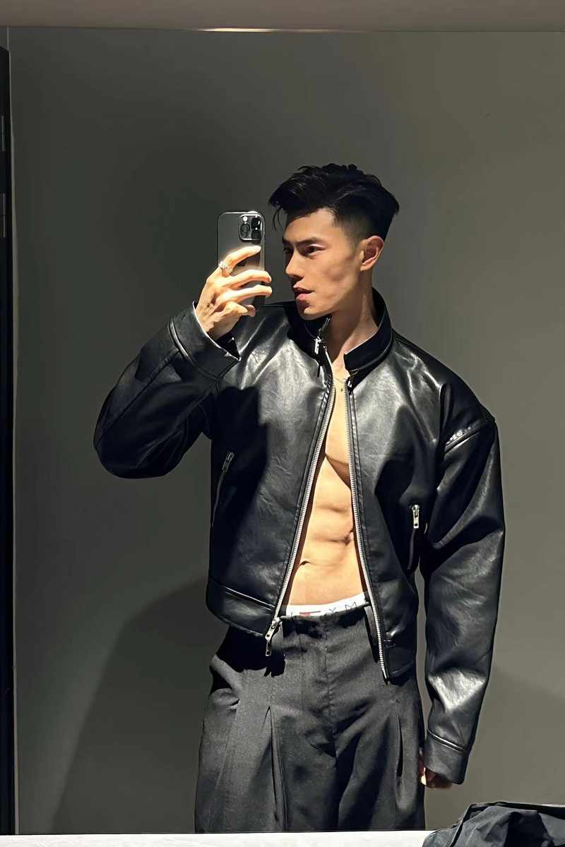 娇媚必看系花摄影速速收藏过年这样穿会不会太帅。