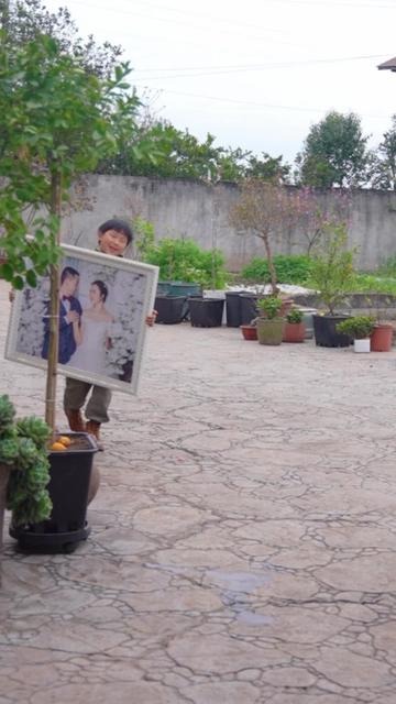 萝莉翘臀强推浴袍台妹4K原图今天是爷爷和幺爷爷被迫上岗的一天第14张