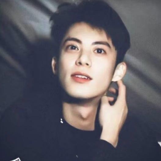 旺仔大少爷潮流男生图片