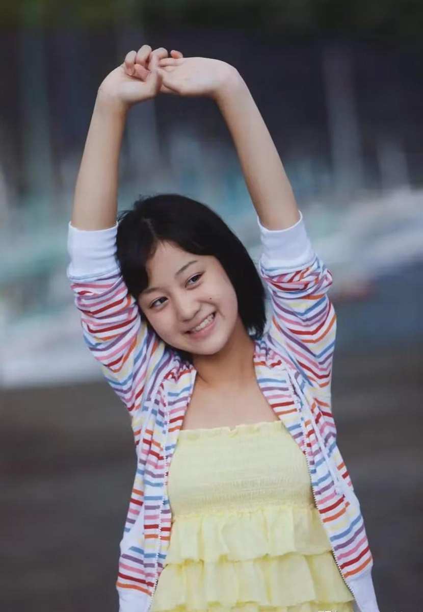 萩原舞写真集健身修长绝伦美女办公室盘点