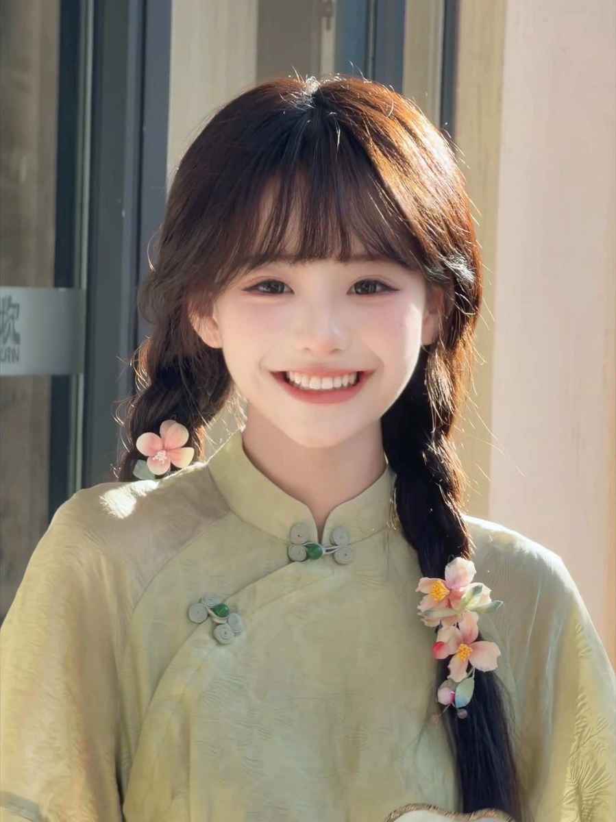 端丽轻盈热门女友图片点赞收藏我想念着你的气息 想念你说我爱你