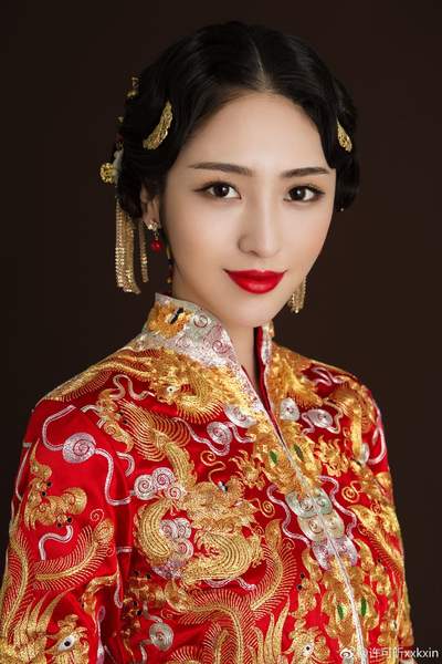 女神灵动无码镜前模特典藏中国美女写真
